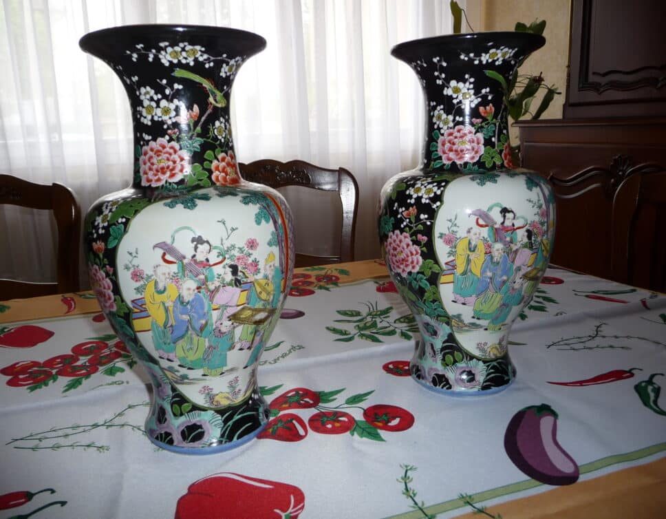 2 vases asiatiques