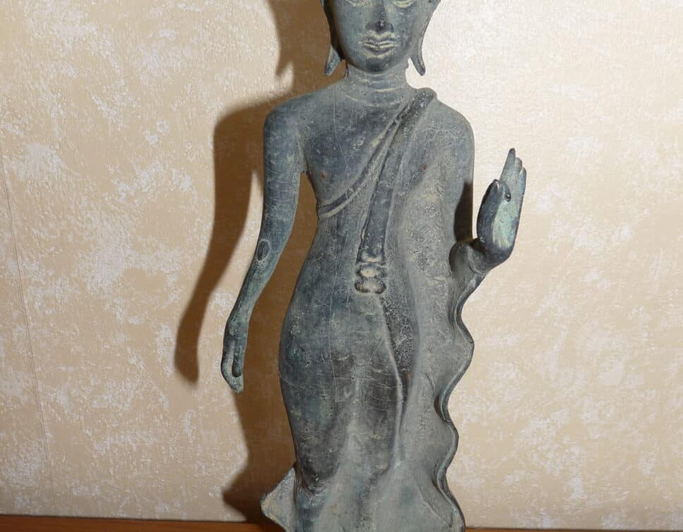 statuette de bouddha