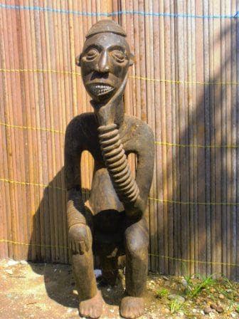 6 statuettes en bois origine Cameroun