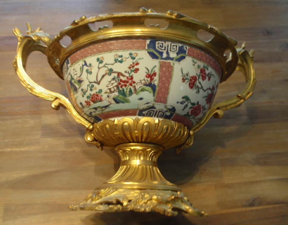 Coupe bronze doré et porcelaine Imari