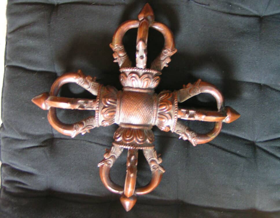 bronze 4 couronnes en croix