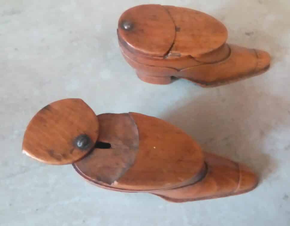 Pegites chaussures en bois tabatiere