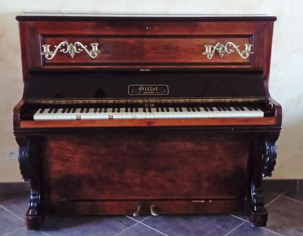 Piano Gillet 6422