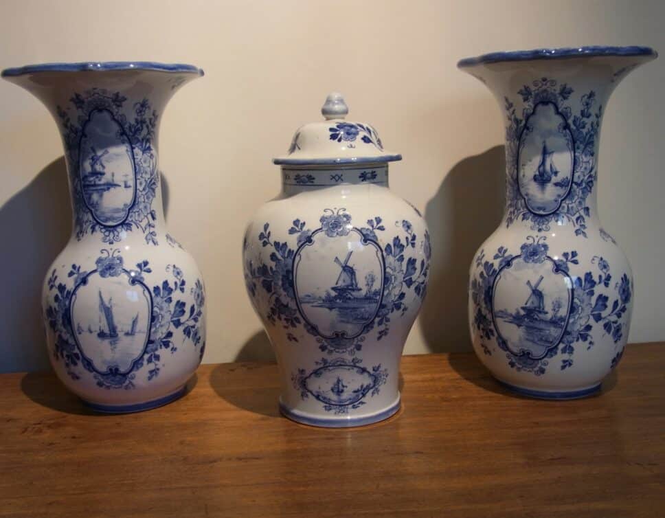 vases Delft