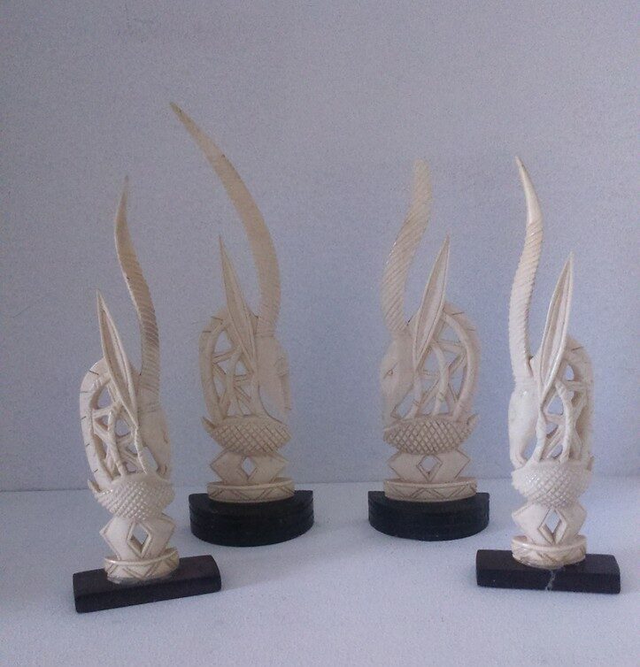Statuettes ivoire