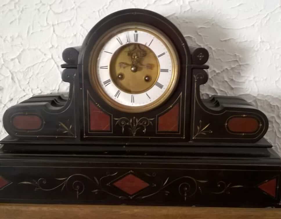 Estimation Montre, horloge: horloge ancienne