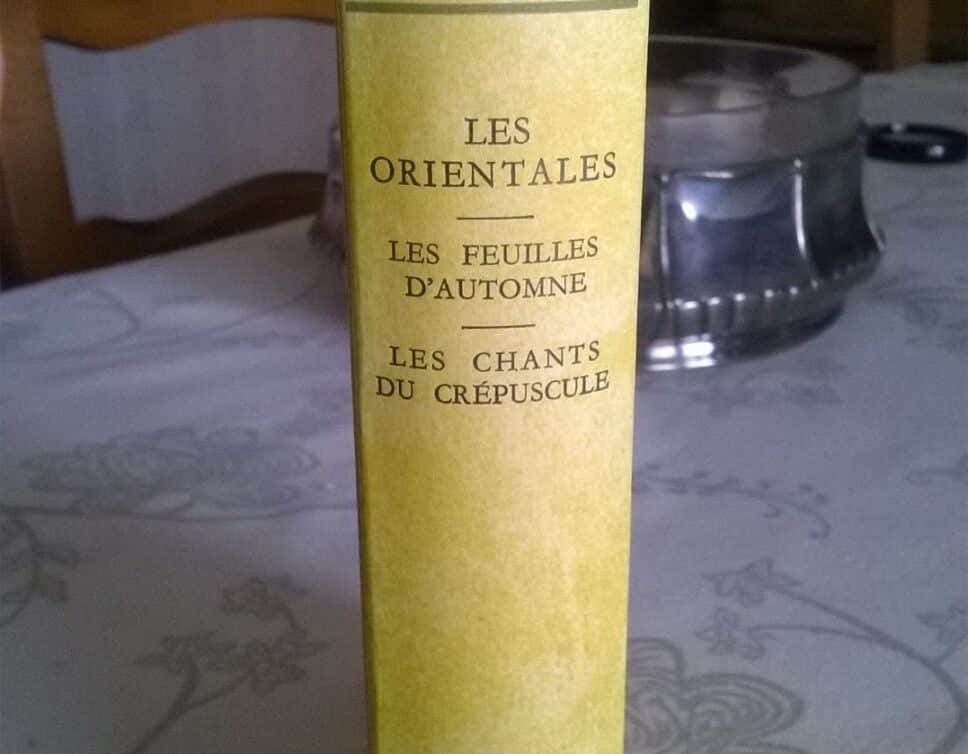 Estimation Livre, manuscrit: collection complète de Victor Hugo 28 volumes numéroté et imprimé en 1951 en parfait état