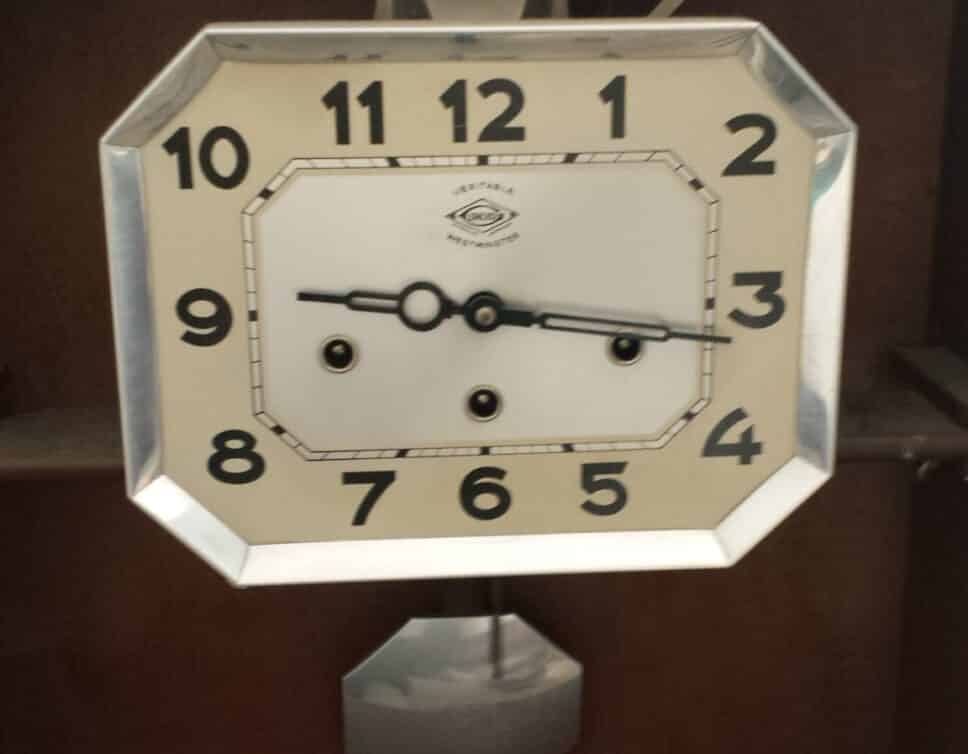 Estimation Montre, horloge: Carillon
