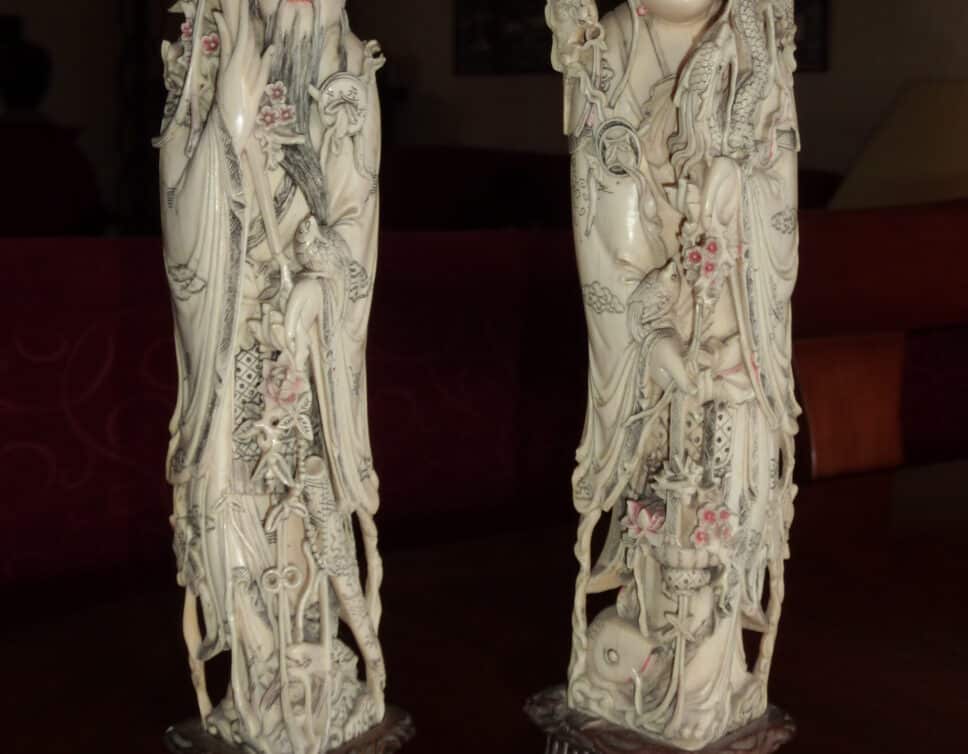 statuettes asiatiques en ivoire