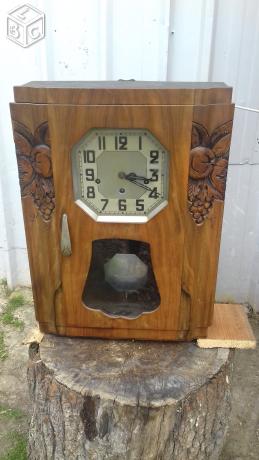 Estimation Montre, horloge: Pendule carillon