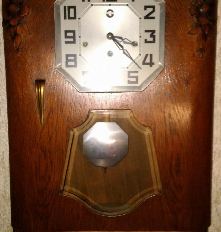 Estimation Montre, horloge: carillon ancien