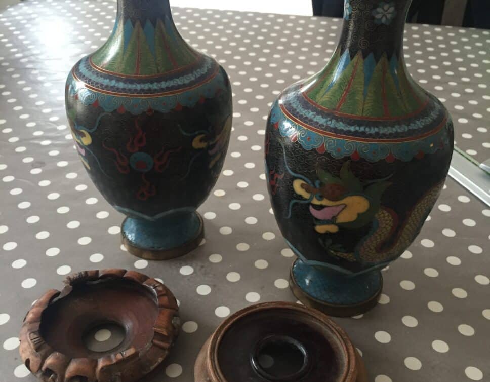 Lot de deux vases chinois