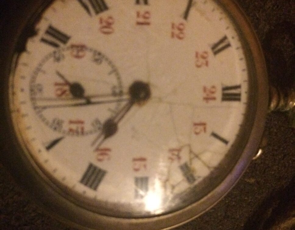 Estimation Montre, horloge: Ancienne montre