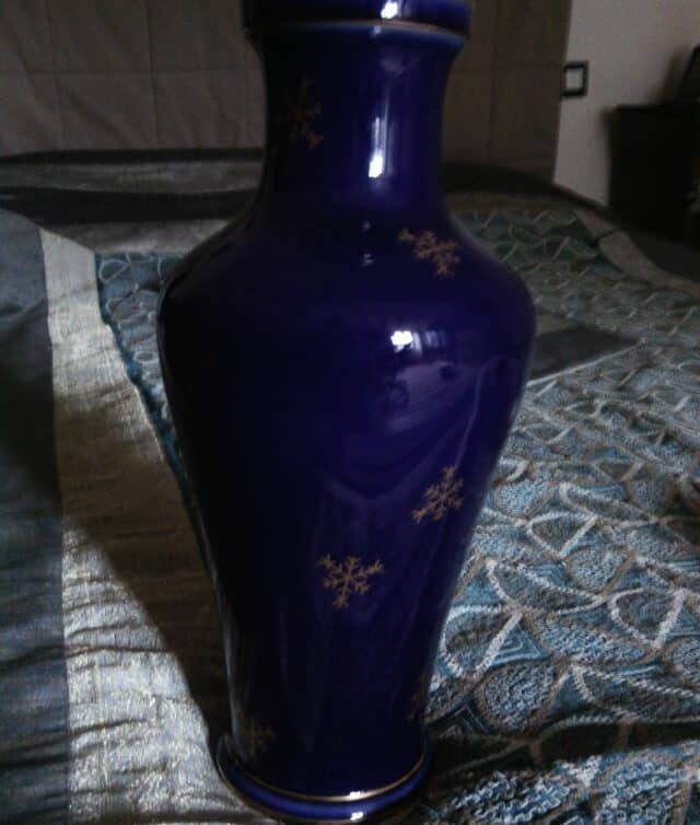 Vase de Sèvres bleu