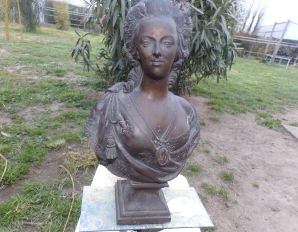 : bronze buste marie antoinette
