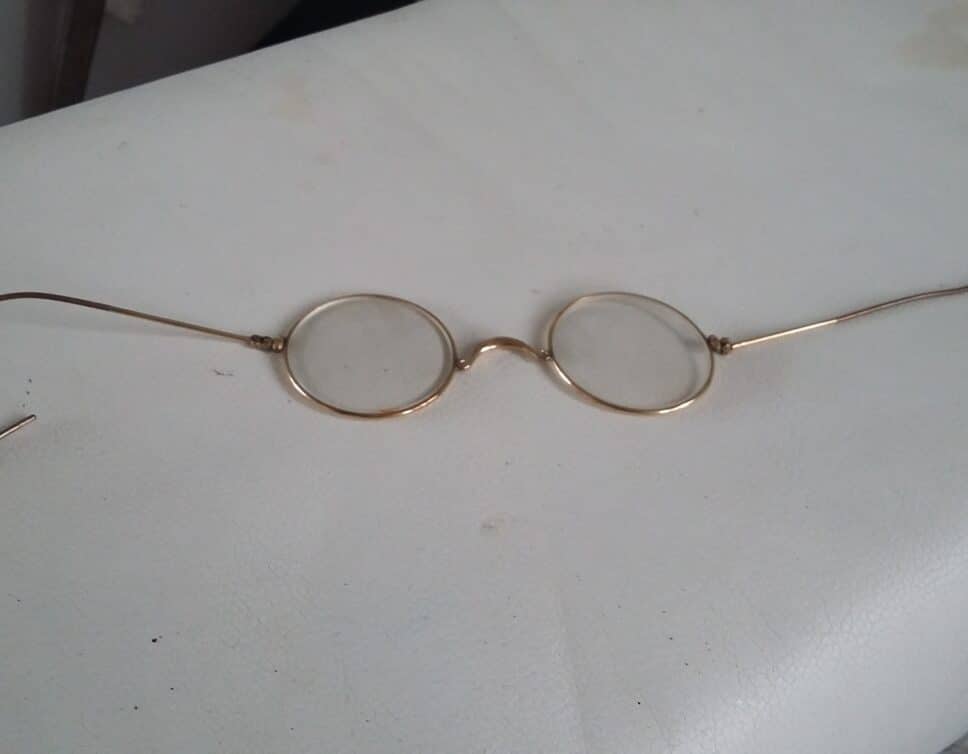 anciennes lunettes