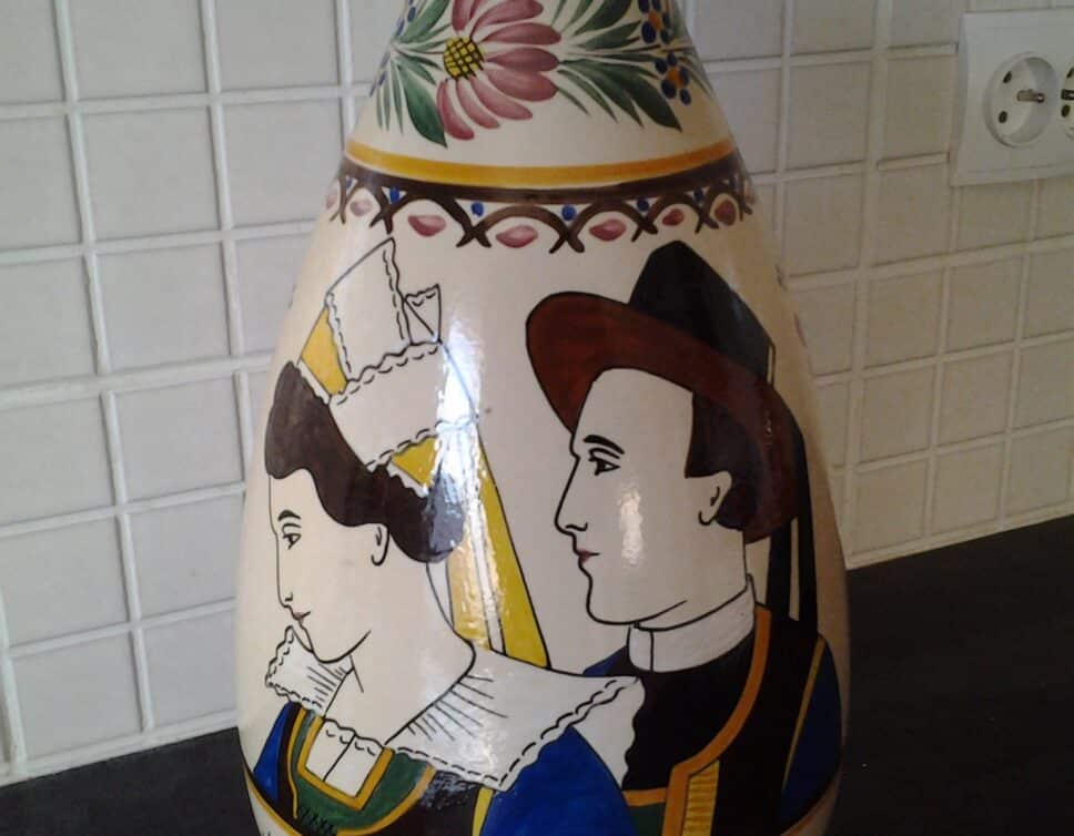 vases henriot quimper