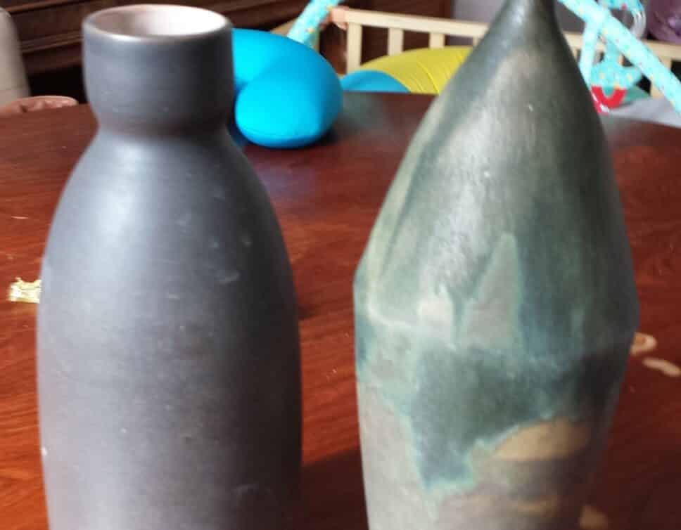 vase céramique (à gauche sur photo)