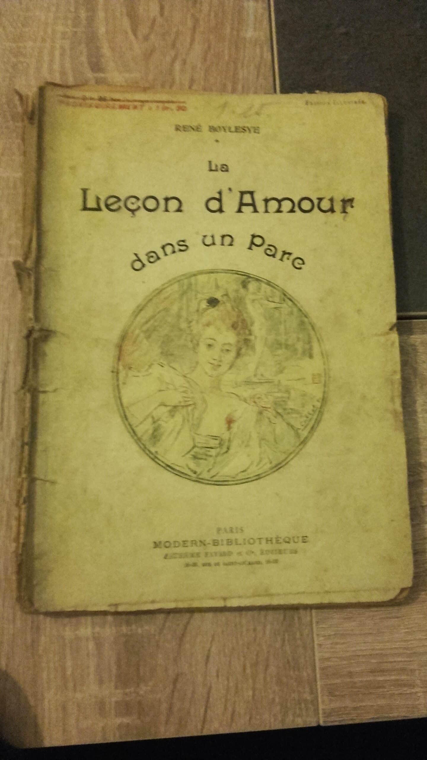 Estimation Livre, Manuscrit: Livre Ancien