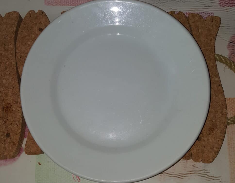 Assiette blanche allemande de 1941