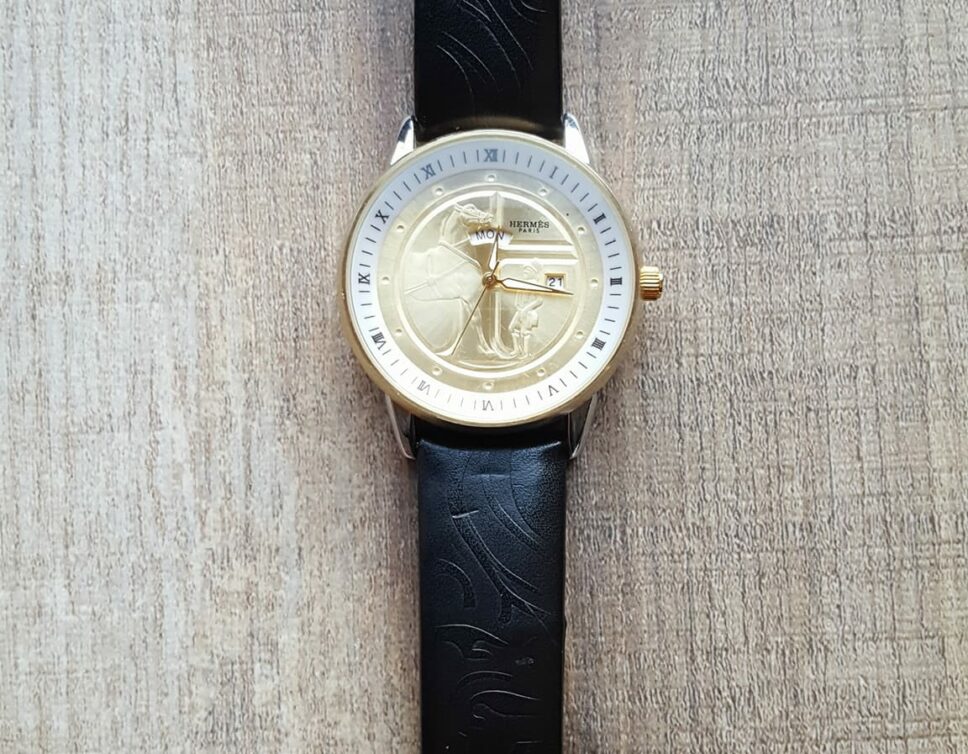Estimation Montre, horloge: montre Hermes