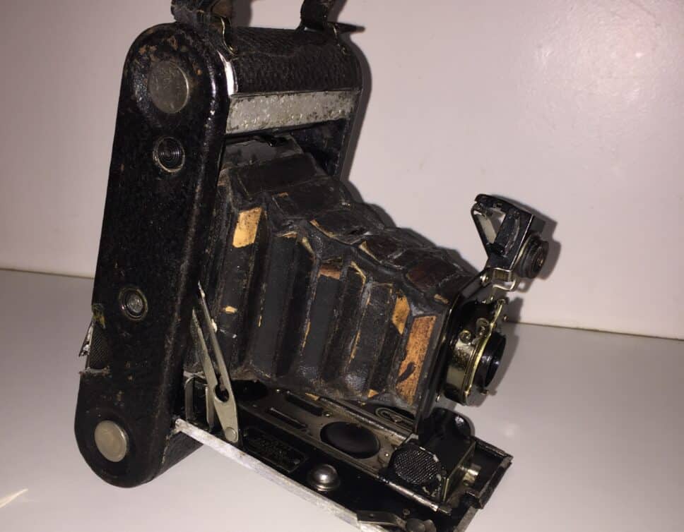 Estimation Mobilier XXeme: Appareil photo Kodak 1913