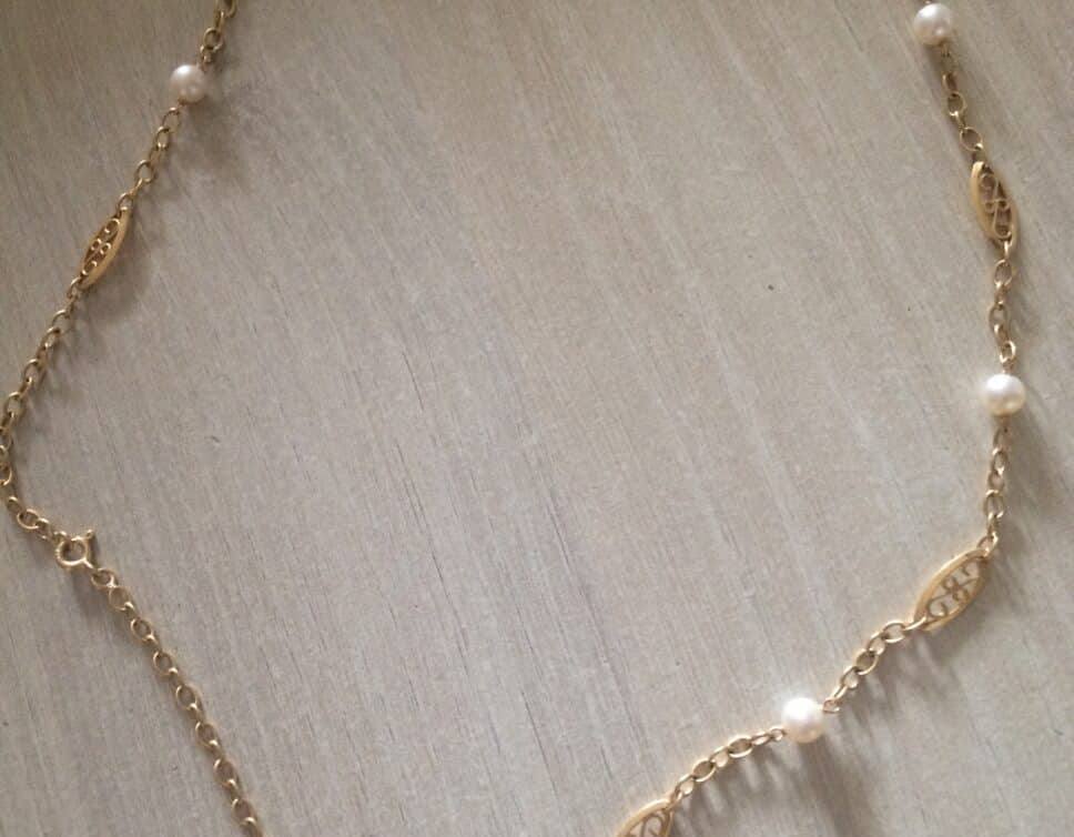 : Collier or 750 maille filigrane perles culture