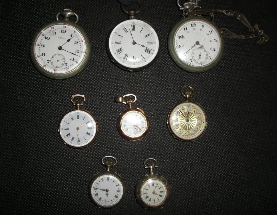 Estimation Montre, horloge: collection de montres