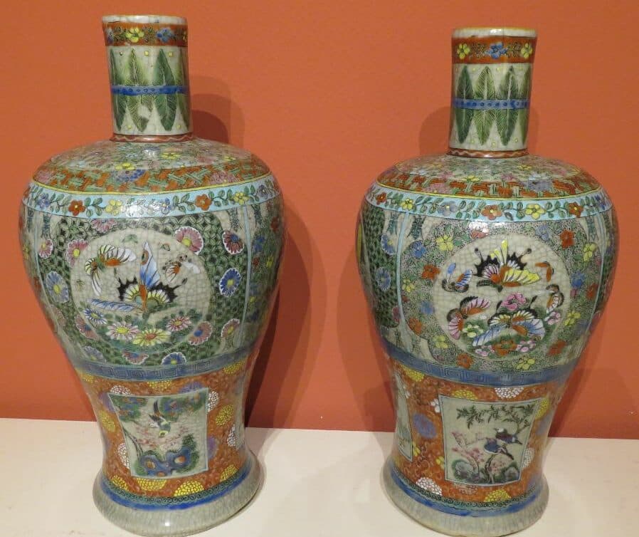 paire de vases chinois faience