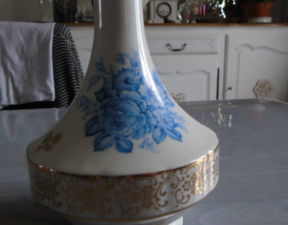 vase soliflore en porcelaine
