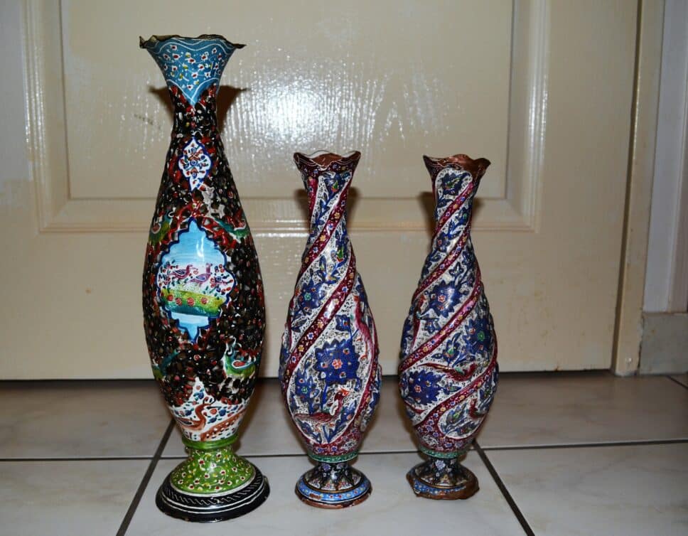 3 vases d’IRAN