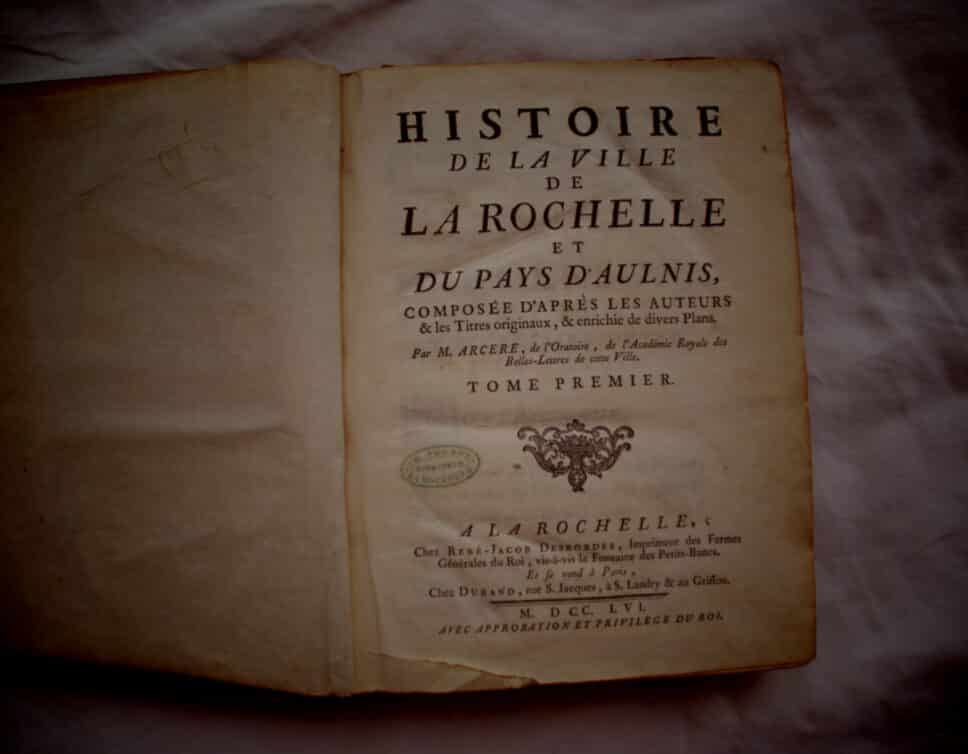 Estimation Livre, manuscrit: histoire de la rochelle