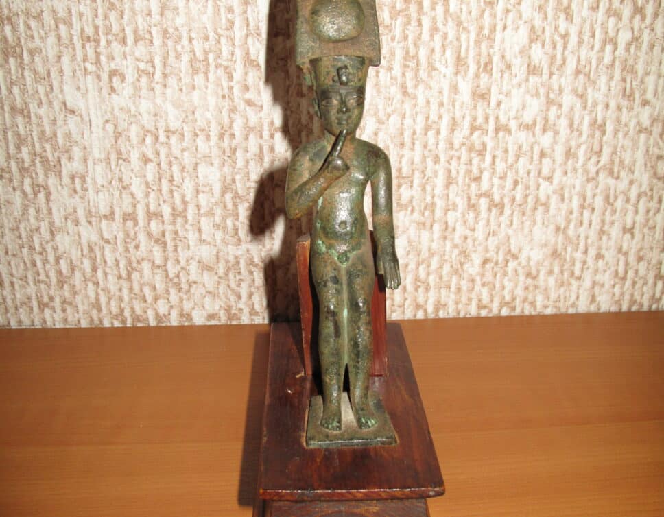 : Statuette egyptienne