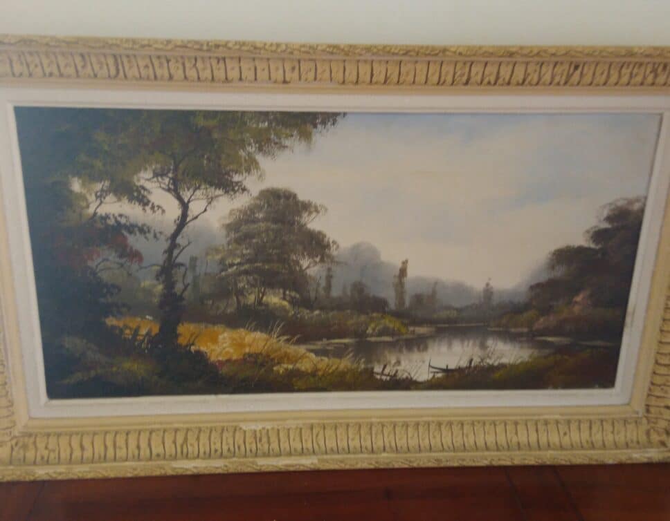 : Tableau d’un lac signé Riondel, sur toile, taille 45×100