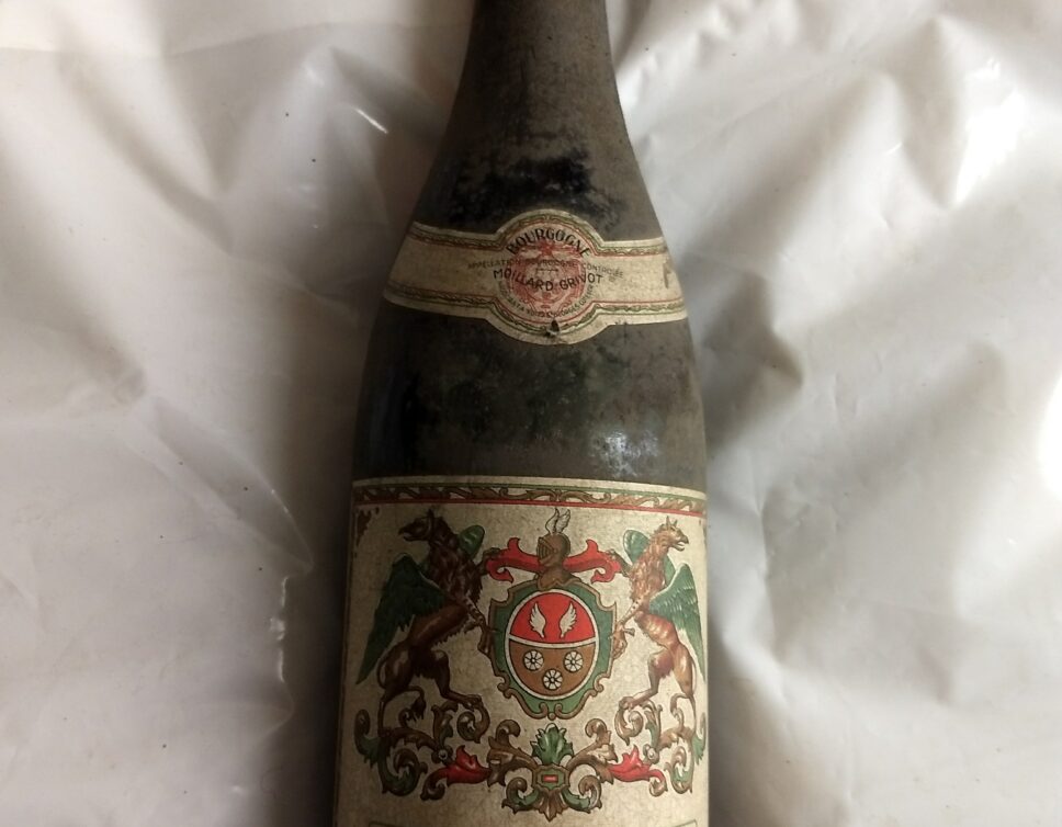 Vin Enchere: vieux vin