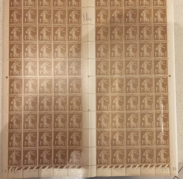 Plaque de 100 timbres semeuses 1cts