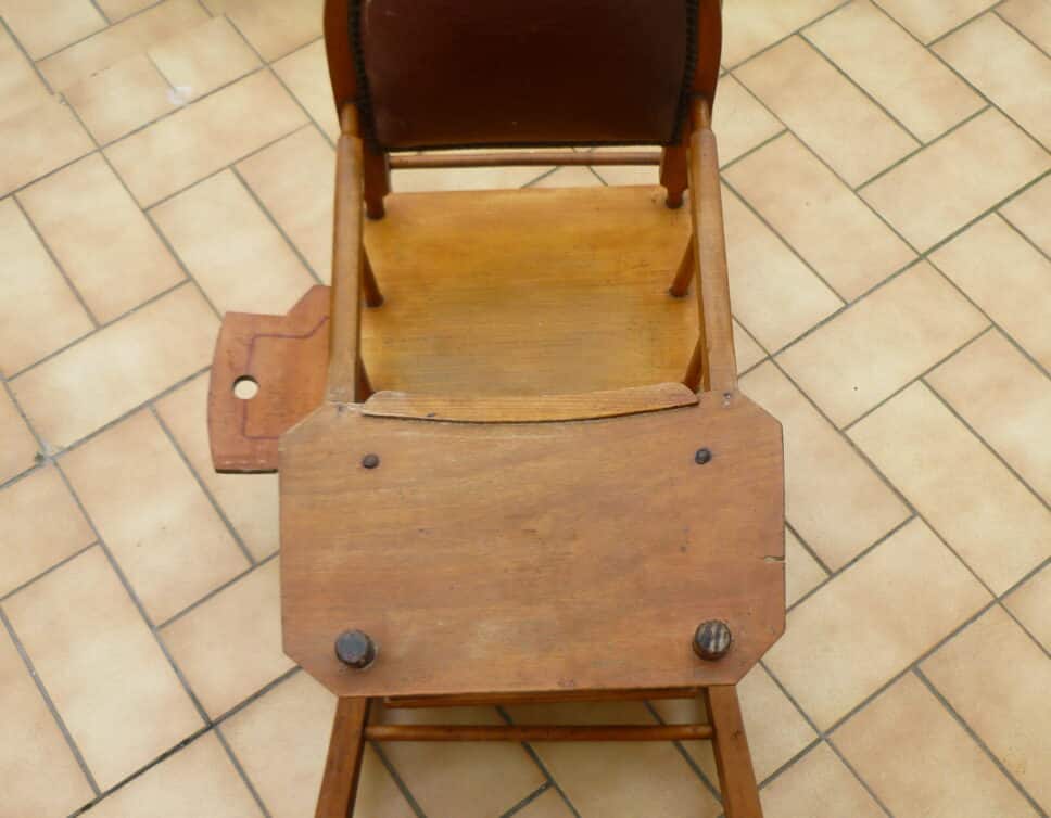 chaise bébé à bascule en bois années 50