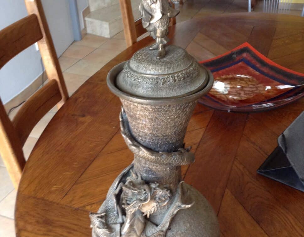 Vase chinois en bronze