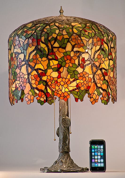 Estimation Mobilier XXeme: Lampe Tiffany