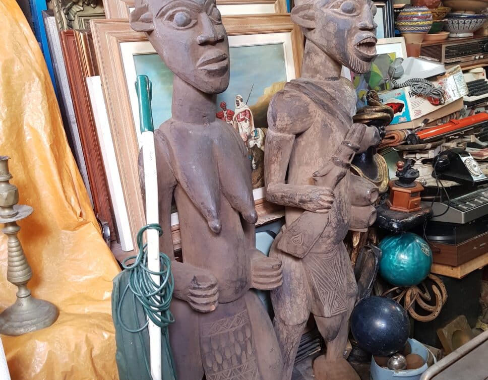statue africaine geante