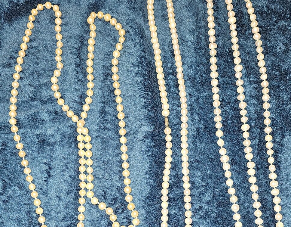 Estimation des Bijoux de Bague en Perles de Culture et d’Eau Douce – 3 Colliers de 407 Perles de 7-8 mm & 1 Collier de 68 Perles de 6-6.5 mm