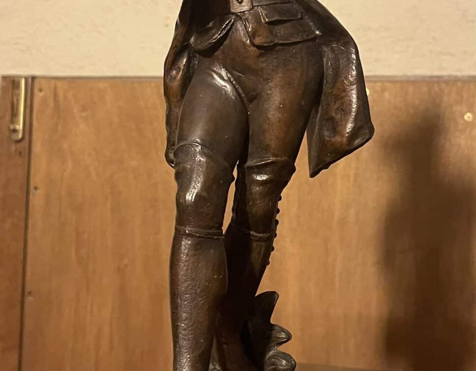 Estimation d’une sculpture en bronze de personnage