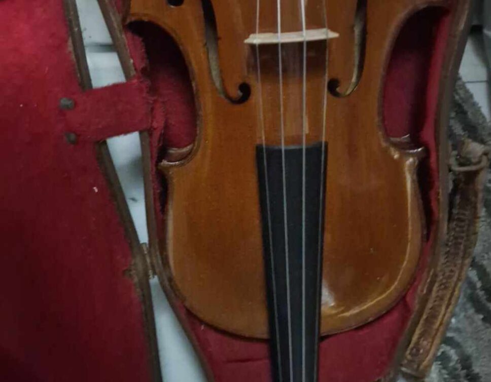 « Estimation violon Nicolas Amati de 1630 sans archet »