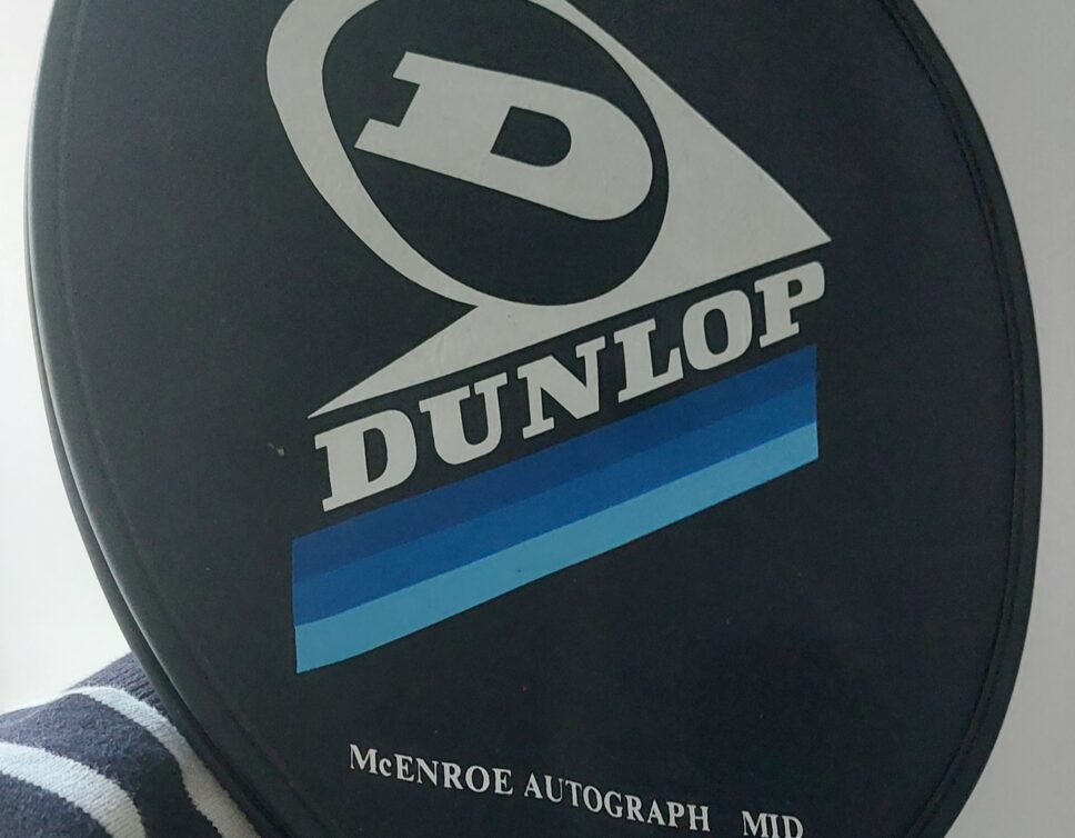 « Estimation d’une housse vintage pour raquette Dunlop »