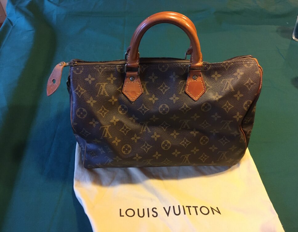 Estimation de prix pour un Sac Vuitton Vintage de style Speedy 35 en toile monogramme et cuir de vache naturelle